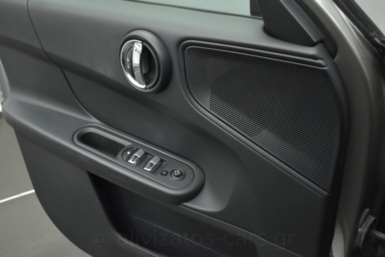 Mini Countryman - One D 116hp Multimedia Sceen