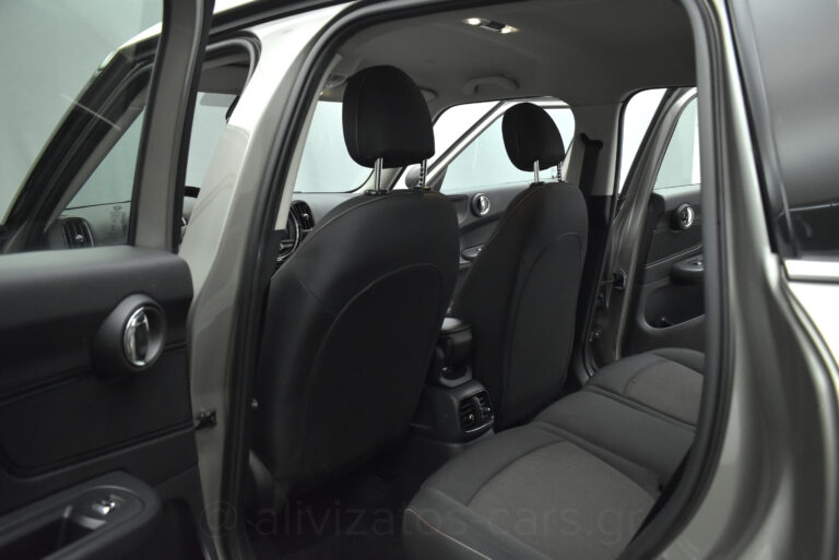 Mini Countryman - One D 116hp Multimedia Sceen