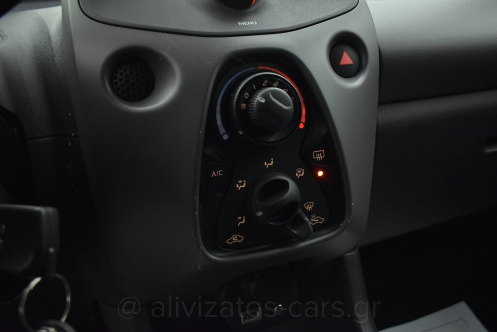 Peugeot 108 - 1.0 VTi Style 72hp