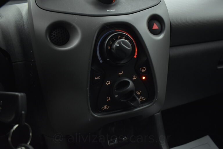 Peugeot 108 - 1.0 VTi Style 72hp