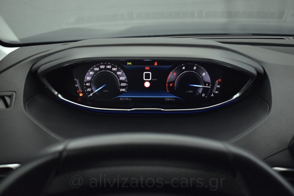 Peugeot 3008 - 1.5 BlueHDi 130 Active Plus