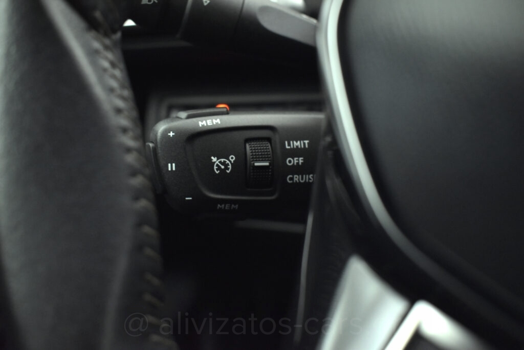 Peugeot 3008 - 1.5 BlueHDi 130 Active Plus