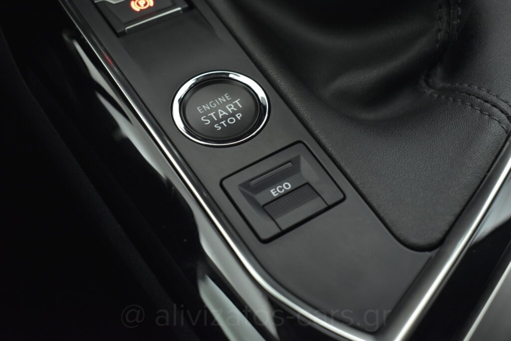 Peugeot 3008 - 1.5 BlueHDi 130 Active Plus