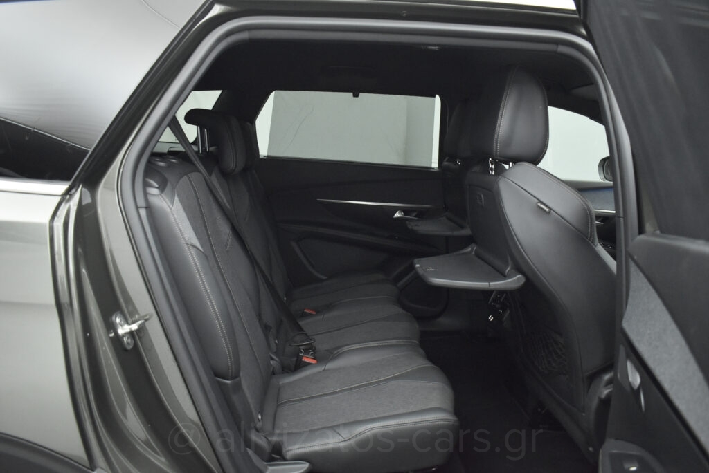 Peugeot 5008 - 1.6 PureTech GT Line 180hp EAT8 Grip 7Seats