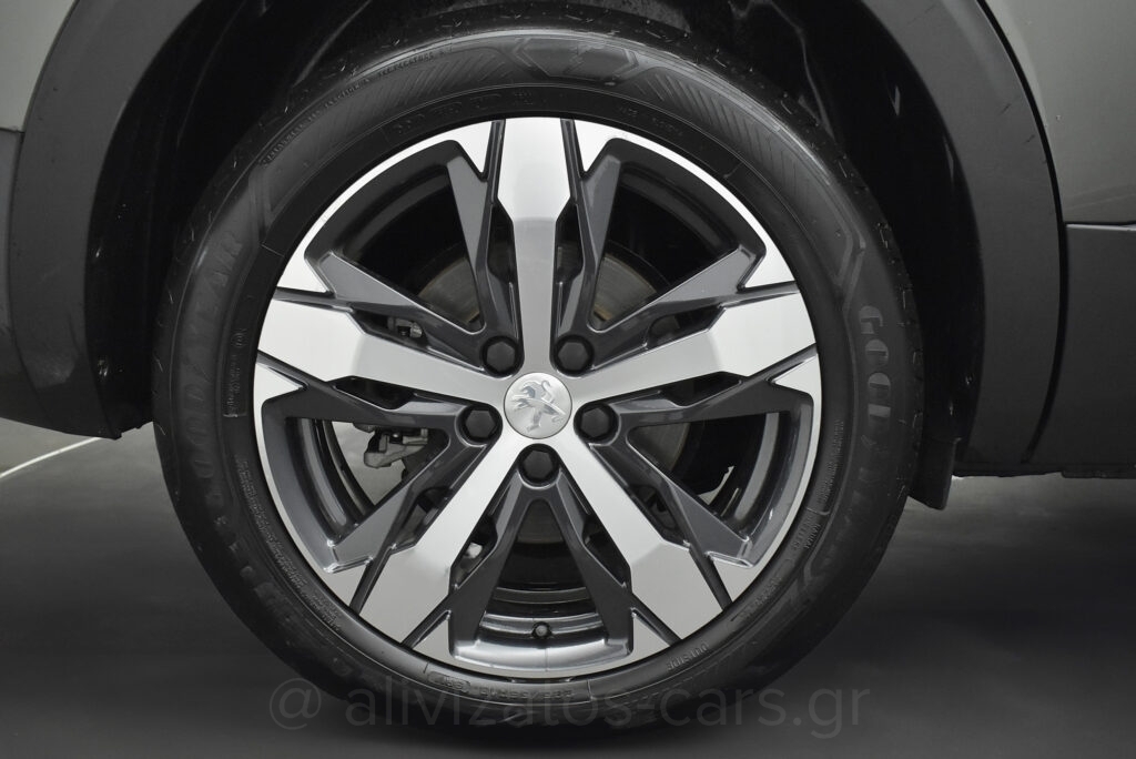 Peugeot 5008 - 1.6 PureTech GT Line 180hp EAT8 Grip 7Seats