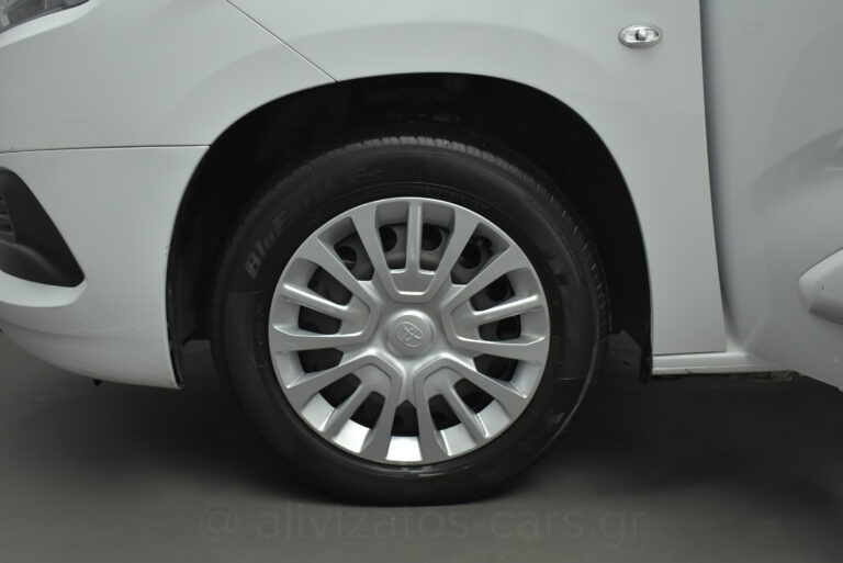 Toyota PROACE CITY - 1.2 T Active 6MT 110hp