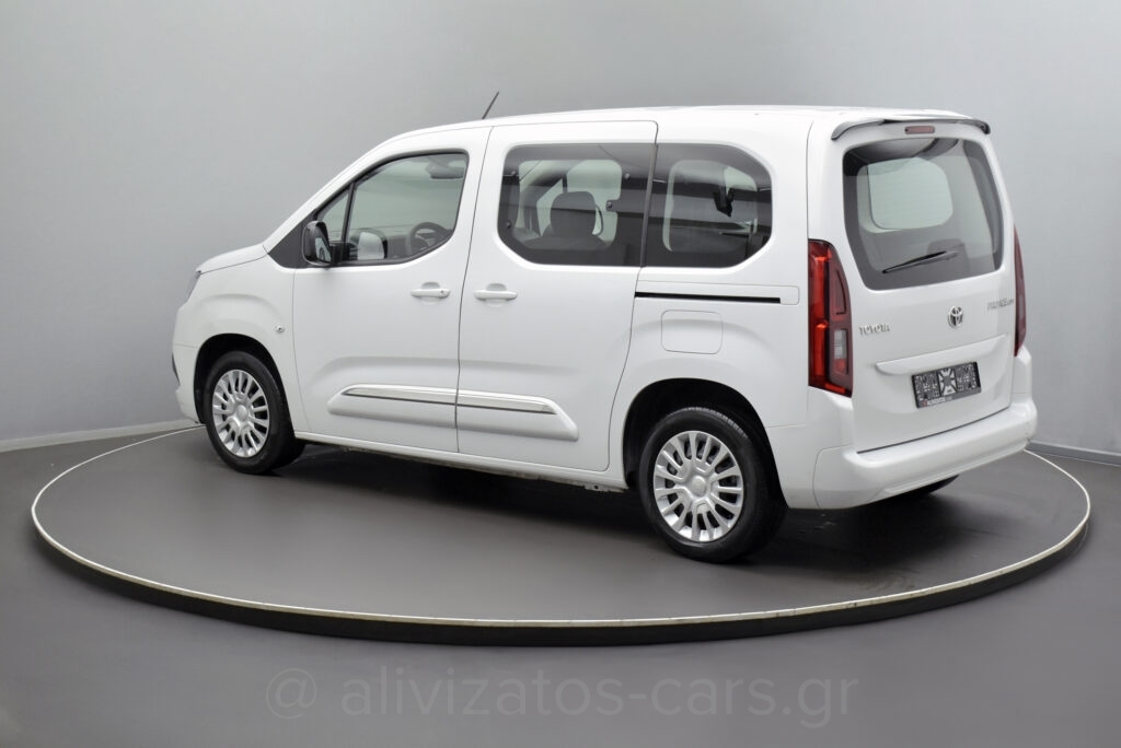 Toyota PROACE CITY - 1.2 T Active 6MT 110hp