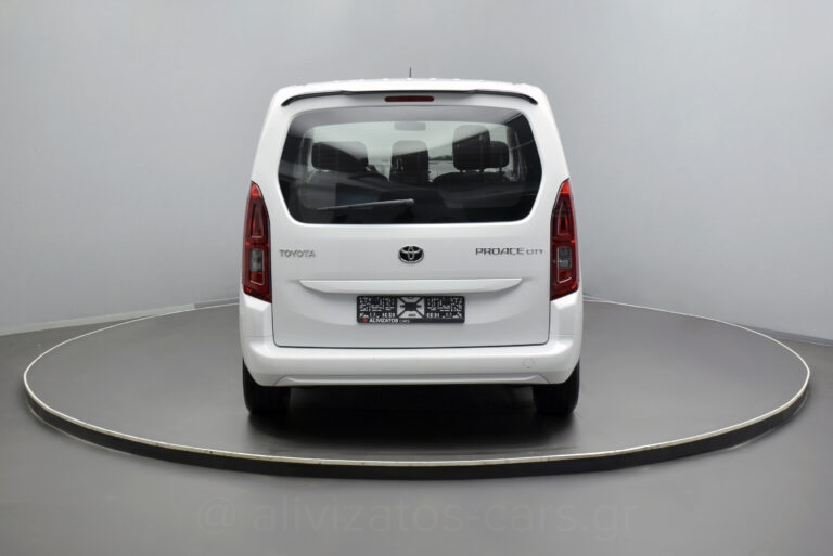 Toyota PROACE CITY - 1.2 T Active 6MT 110hp