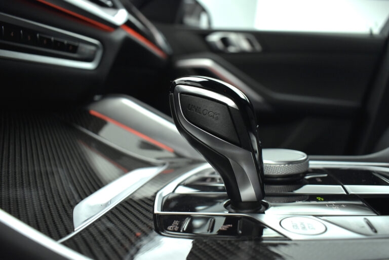 Bmw X6 - XDrive M40D MH48V SPORT PACKET R22 JET BLACK