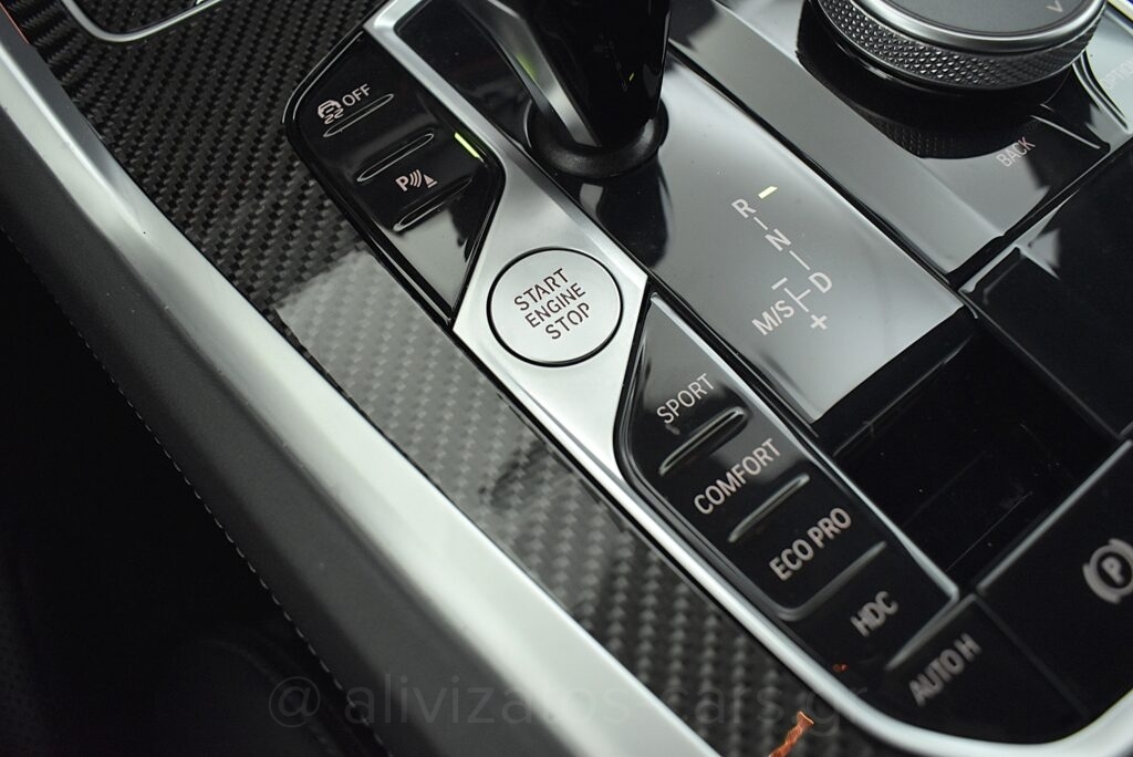 Bmw X6 - XDrive M40D MH48V SPORT PACKET R22 JET BLACK