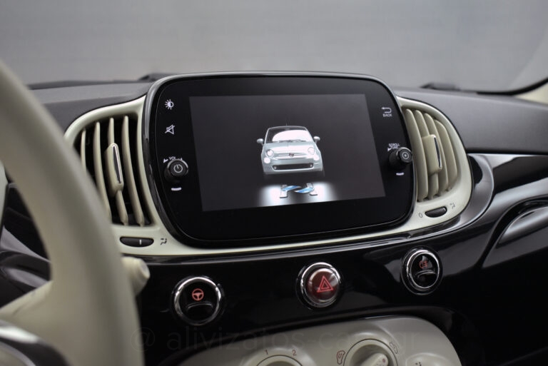 Fiat 500 - Lounge 1.0 Hybrid Navi