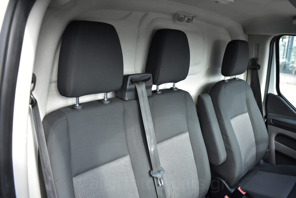 Ford Transit Custom - 2.0 TDi 300 L2H1