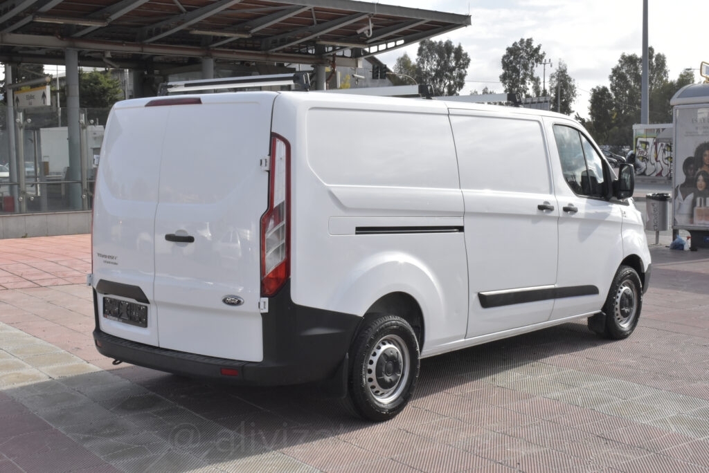 Ford Transit Custom - 2.0 TDi 300 L2H1