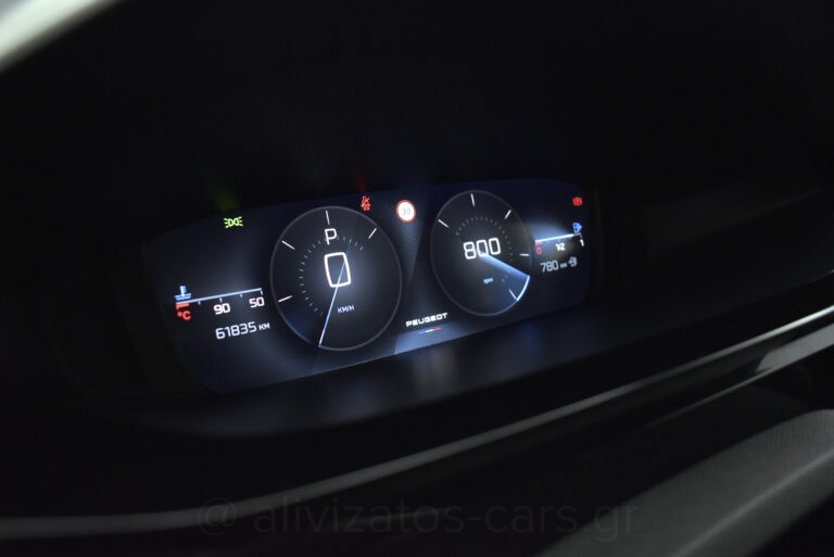 Peugeot 308 - 1.5 BLUEHDI EAT8 BUSINESS 130hp