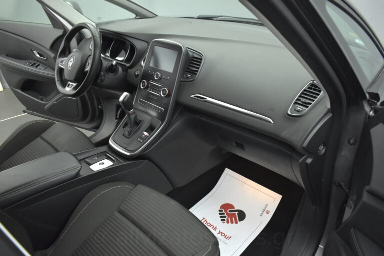 Renault Grand Scenic - no-subtitle