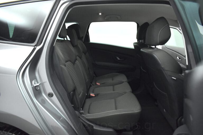 Renault Grand Scenic - no-subtitle