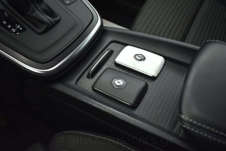 Renault Grand Scenic - no-subtitle