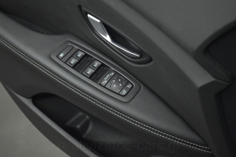 Renault Grand Scenic - no-subtitle