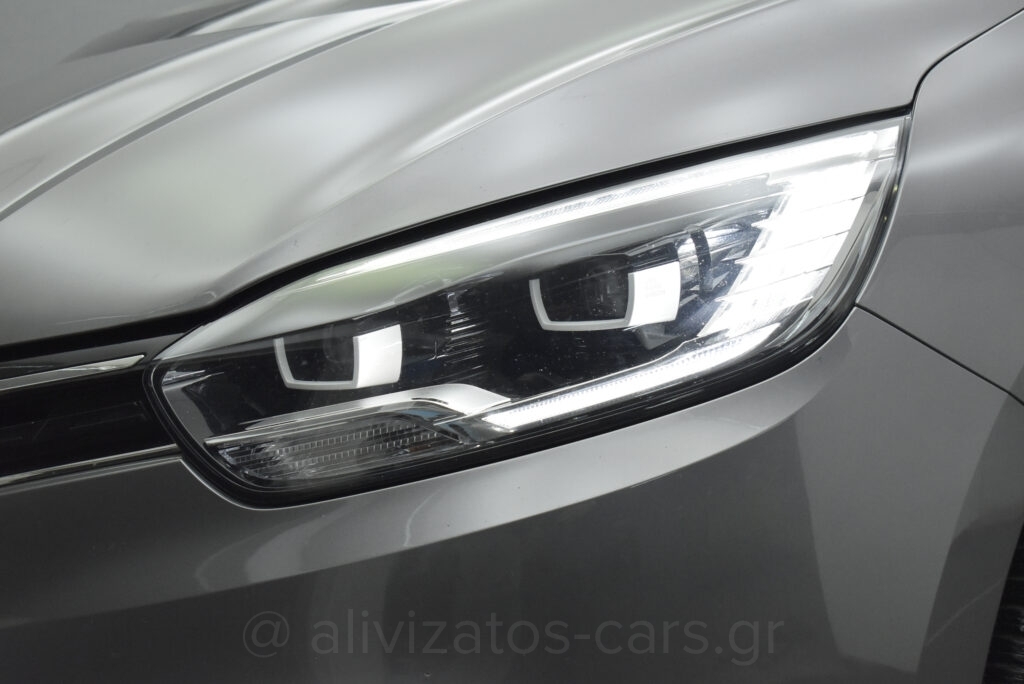 Renault Grand Scenic - no-subtitle