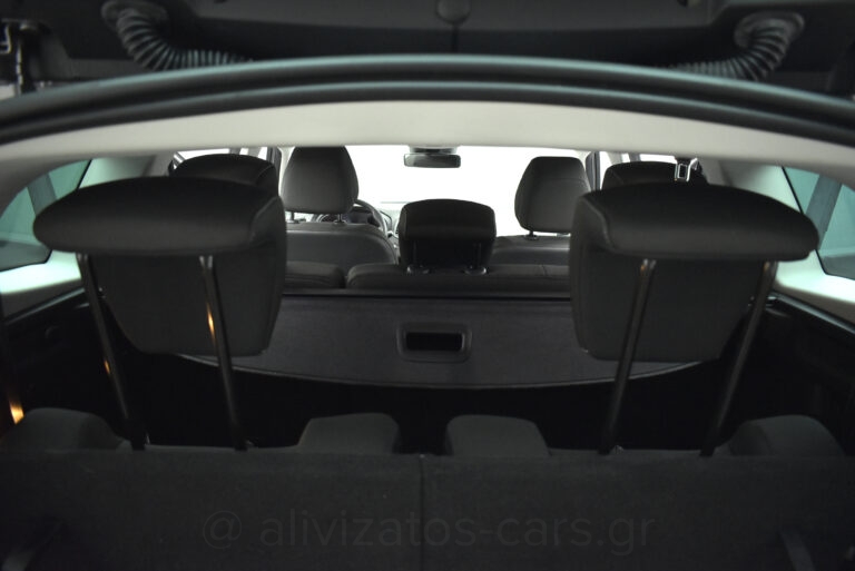 Renault Grand Scenic - no-subtitle