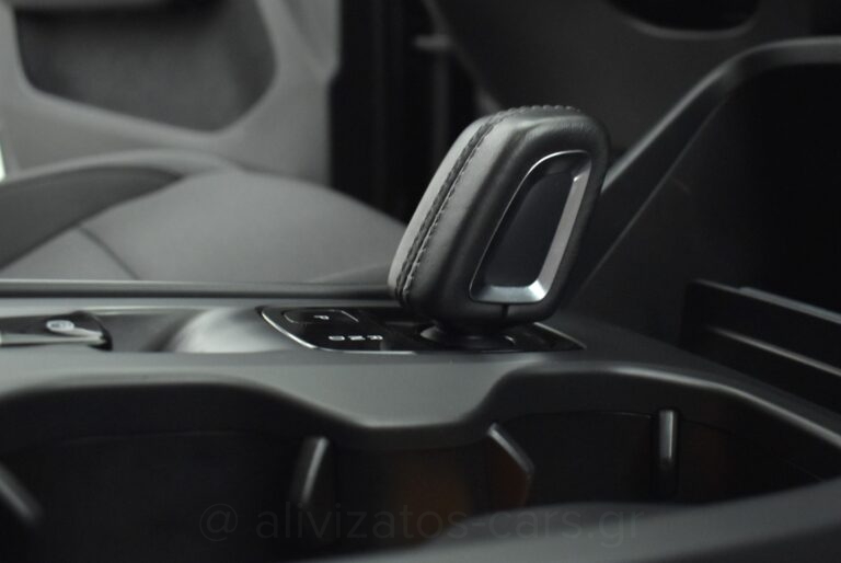 Volvo XC40 - T5 Inscription 262h Camera