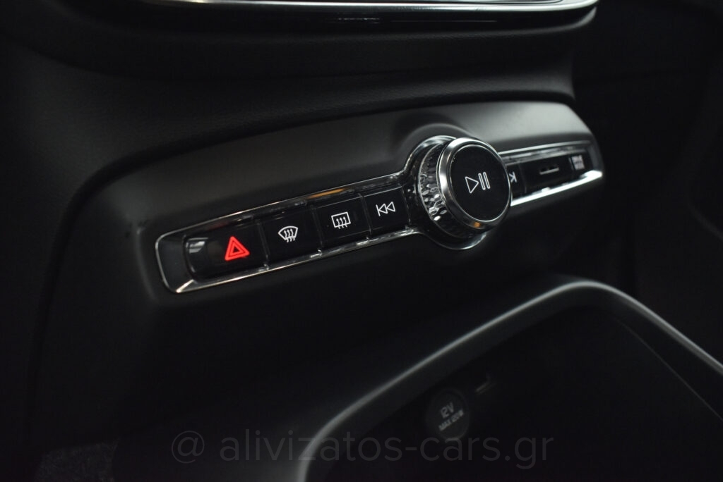 Volvo XC40 - T5 Inscription 262h Camera