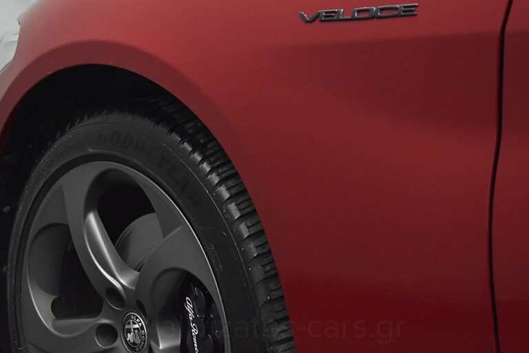 Alfa Romeo Giulia - Veloce Q4 211hp ΑT8 F1