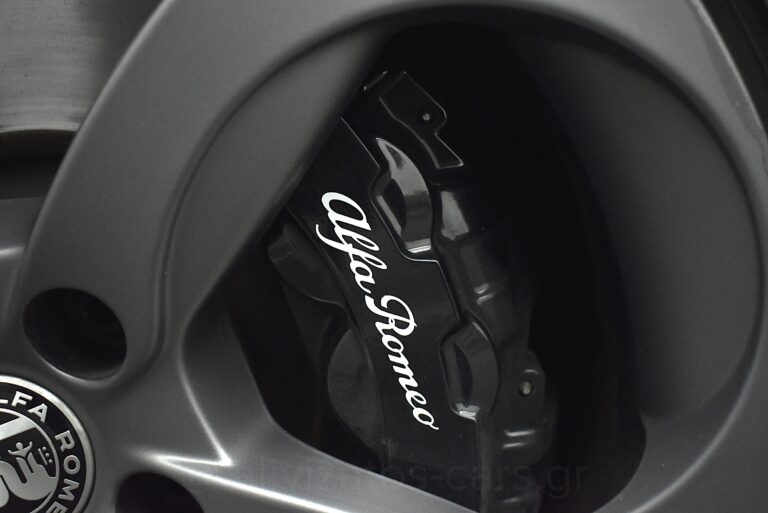 Alfa Romeo Giulia - Veloce Q4 211hp ΑT8 F1