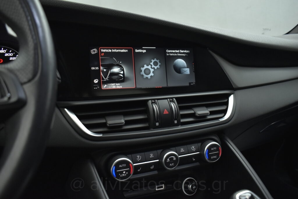Alfa Romeo Giulia - Veloce Q4 211hp ΑT8 F1