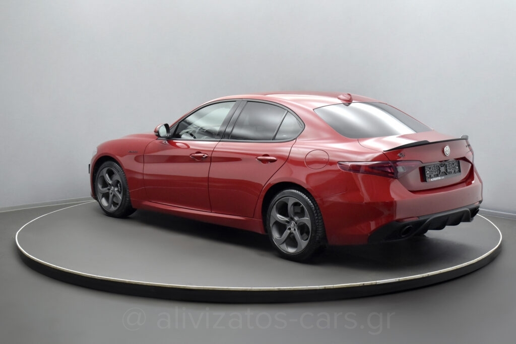 Alfa Romeo Giulia - Veloce Q4 211hp ΑT8 F1