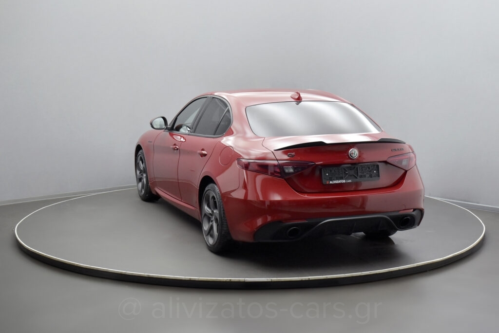 Alfa Romeo Giulia - Veloce Q4 211hp ΑT8 F1