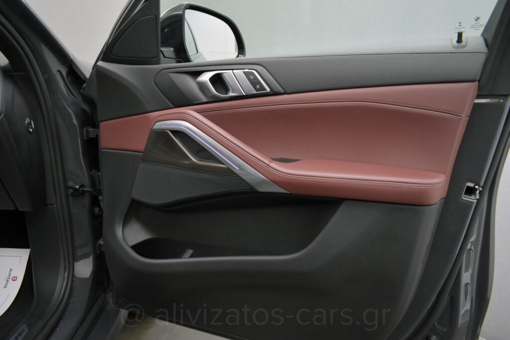 Bmw X6 - XDrive M40i M Sport Panorama Hybrid 335 hp