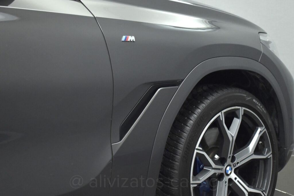 Bmw X6 - XDrive M40i M Sport Panorama Hybrid 335 hp