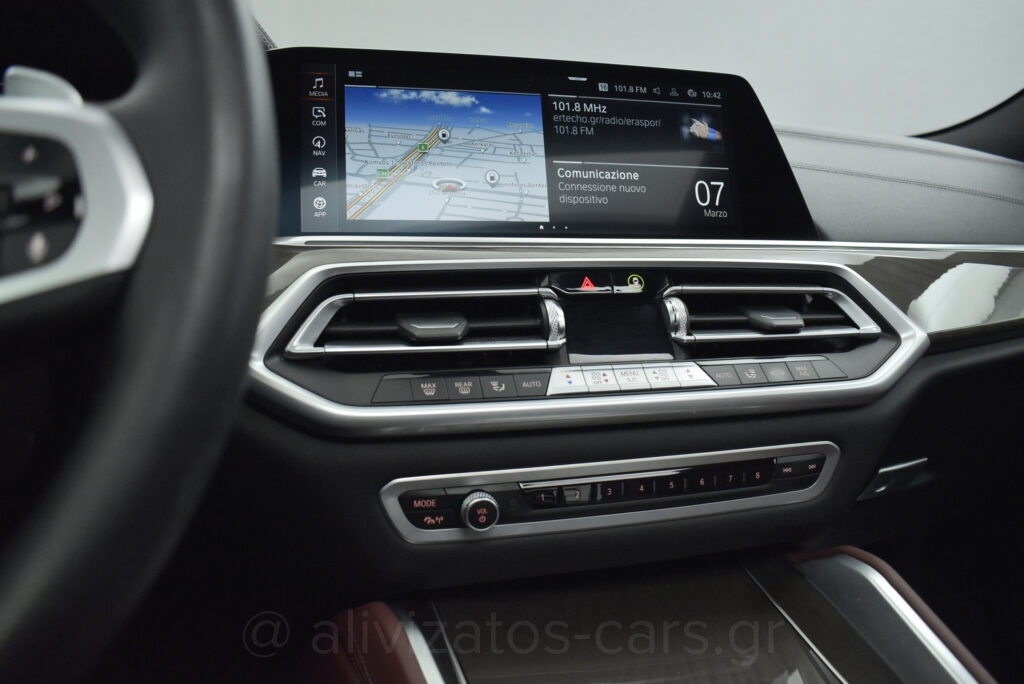 Bmw X6 - XDrive M40i M Sport Panorama Hybrid 335 hp