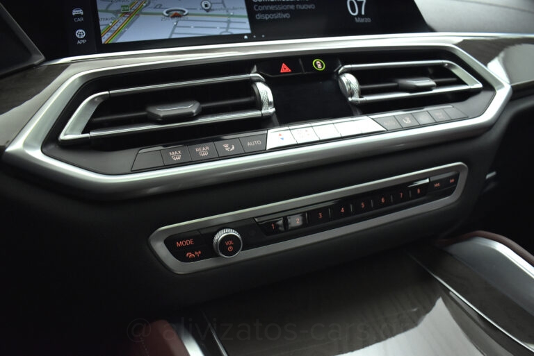 Bmw X6 - XDrive M40i M Sport Panorama Hybrid 335 hp