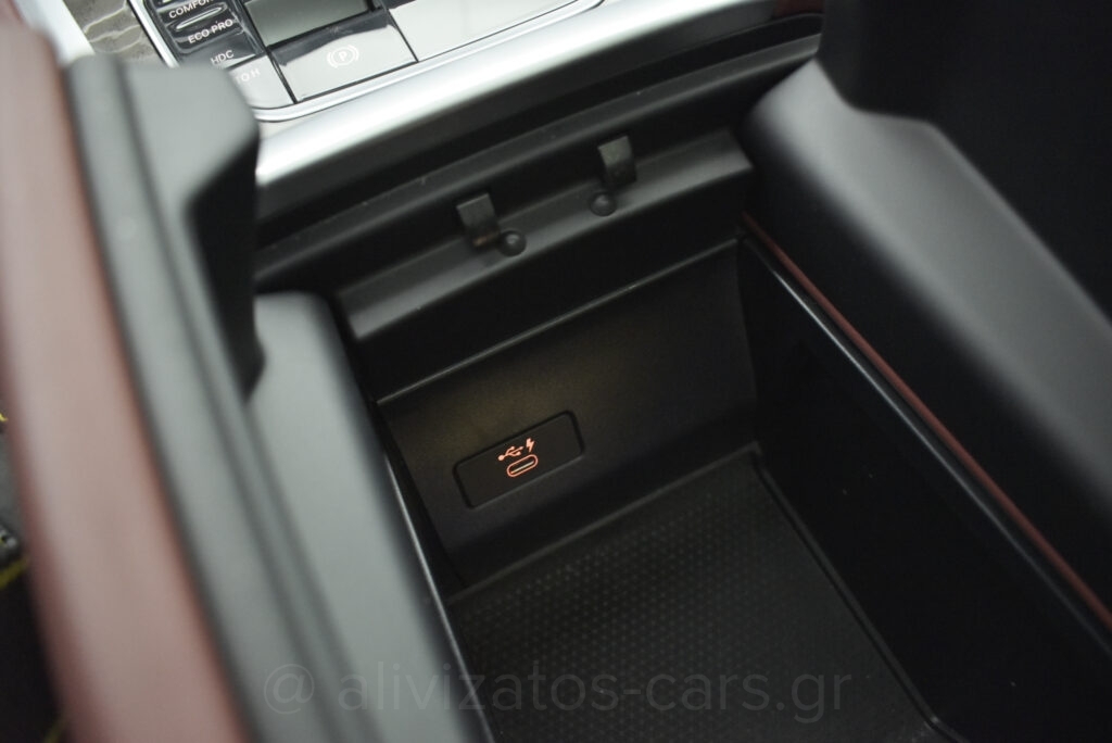 Bmw X6 - XDrive M40i M Sport Panorama Hybrid 335 hp
