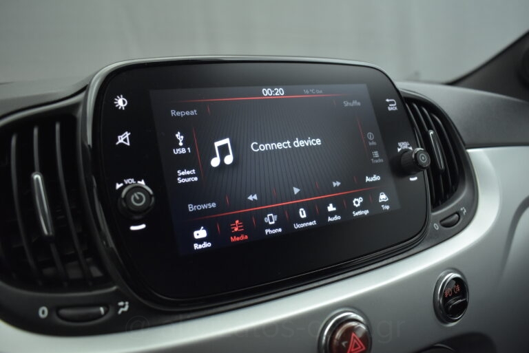 Fiat 500 - Connect 1.0 Hybrid Navi
