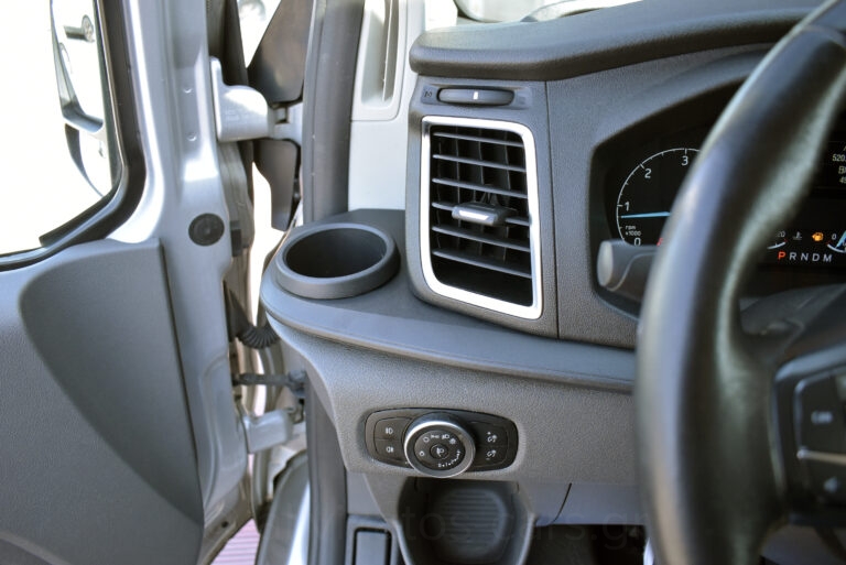 Ford Transit Custom - 2.0 TDCi Active 170hp L2 Automatic Full Extra