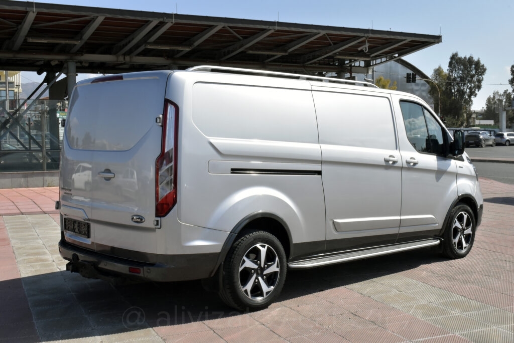 Ford Transit Custom - 2.0 TDCi Active 170hp L2 Automatic Full Extra