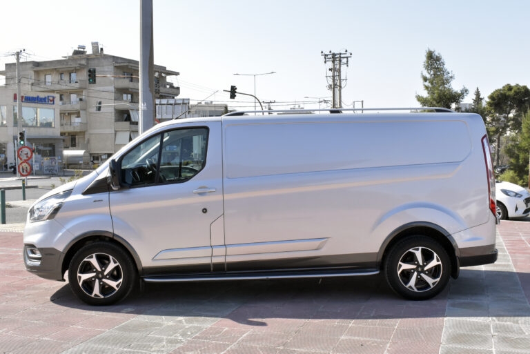 Ford Transit Custom - 2.0 TDCi Active 170hp L2 Automatic Full Extra