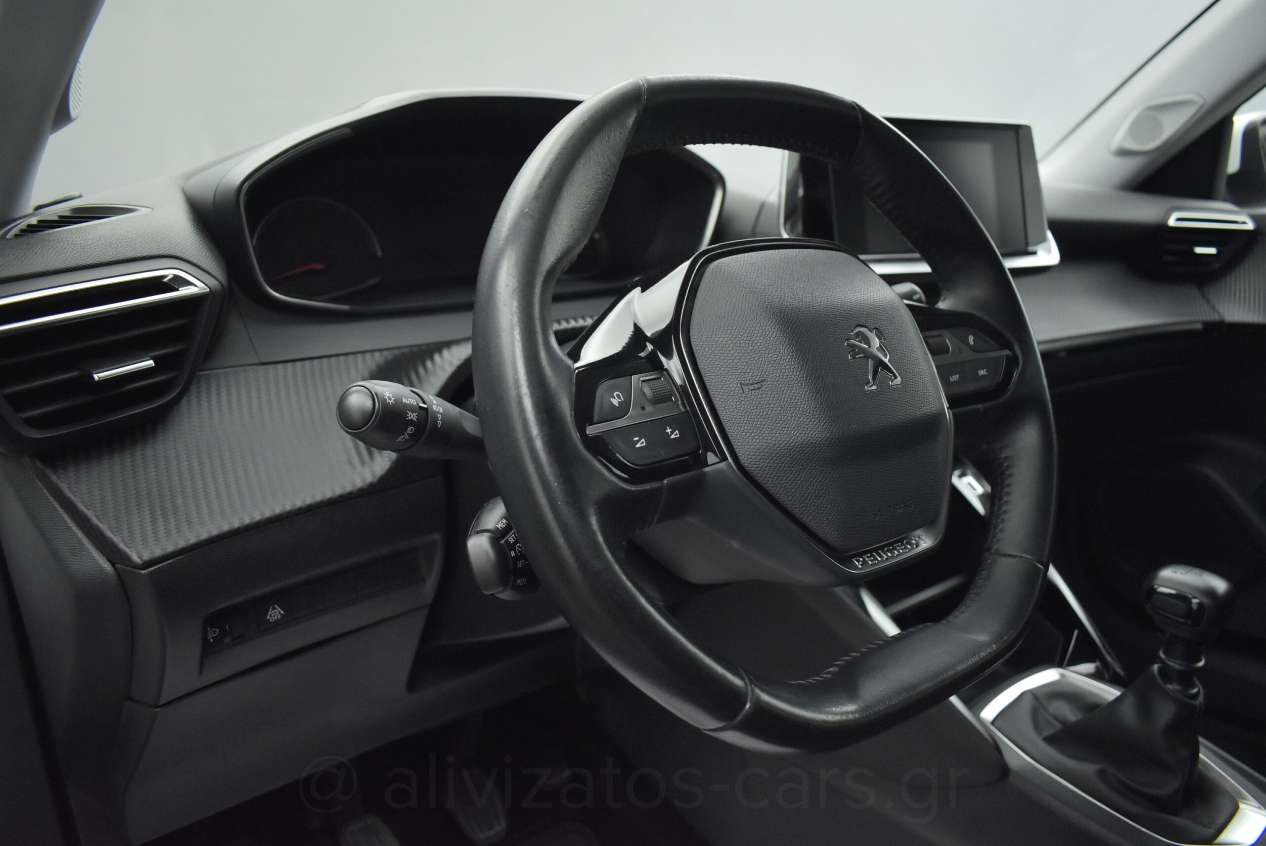 Peugeot 2008 - 1.5 BlueHDi Active Camera Full Led 100 hp