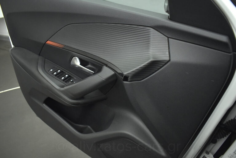 Peugeot 2008 - 1.5 BlueHDi Active Camera Full Led 100 hp