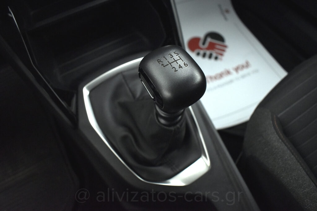 Peugeot 2008 - 1.5 BlueHDi Active Camera Full Led 100 hp