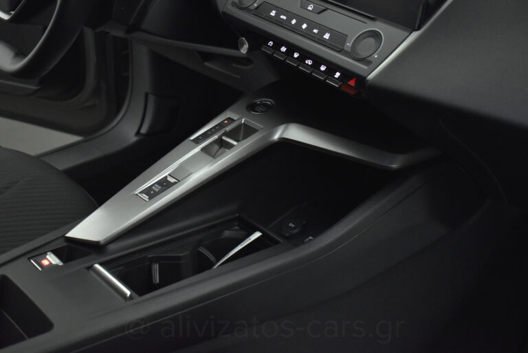 Peugeot 308 - 1.5 BLUEHDI EAT8 BUSINESS 130hp
