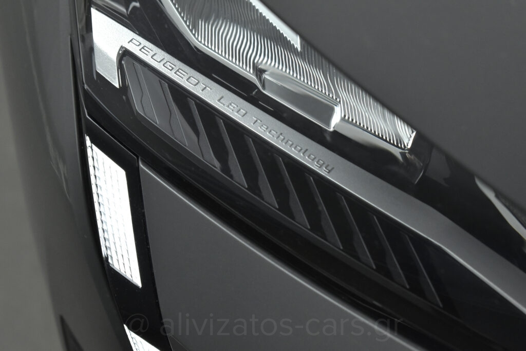 Peugeot 308 - 1.5 BLUEHDI EAT8 BUSINESS 130hp
