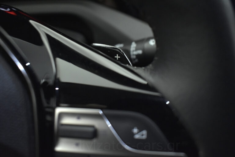 Peugeot 308 - 1.5 BLUEHDI EAT8 BUSINESS 130hp