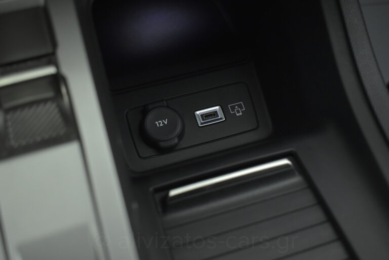 Peugeot 308 - 1.5 BLUEHDI EAT8 BUSINESS 130hp