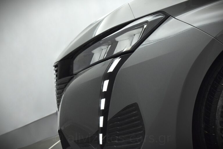 Peugeot 308 - 1.5 BLUEHDI EAT8 BUSINESS 130hp
