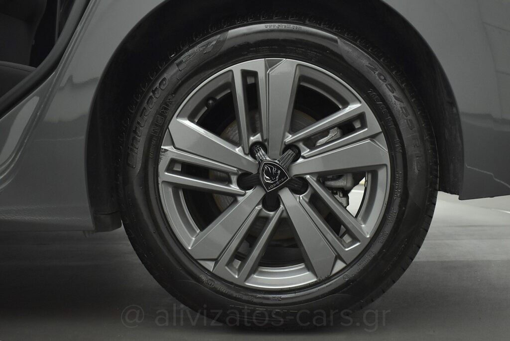 Peugeot 308 - 1.5 BLUEHDI EAT8 BUSINESS 130hp
