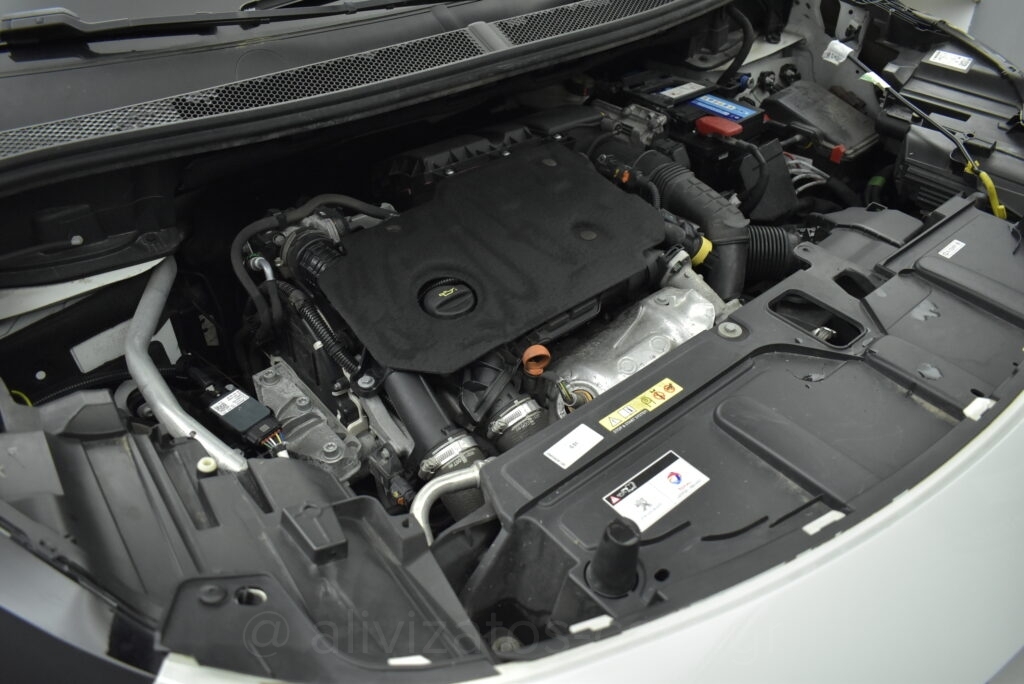 Peugeot 5008 - GT Automaric 130hp 7/θέσ Facelift
